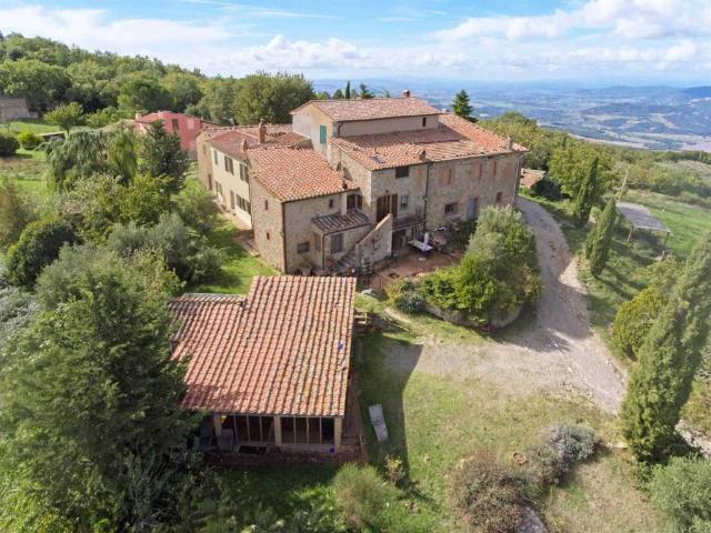 Casa indipendente in vendita a Castiglione d'Orcia SI