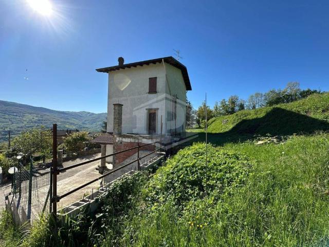 Casa indipendente in vendita a Castiglione dei Pepoli BO