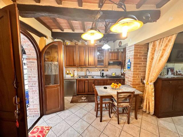 Casa indipendente in vendita a Castiglione del Lago PG