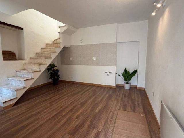 Casa indipendente in vendita a Castiglione del Lago PG
