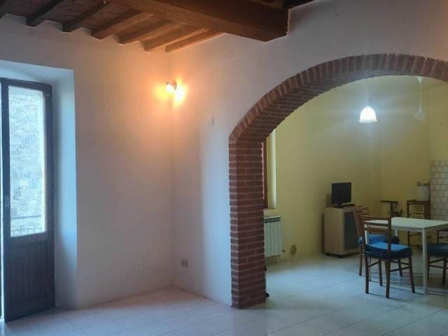 Casa indipendente in vendita a Castiglione del Lago PG