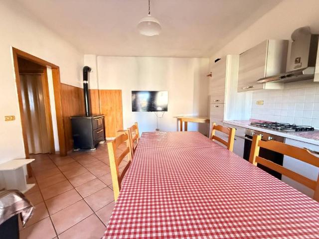 Casa indipendente in vendita a Castiglione del Lago PG