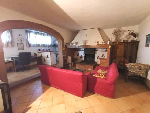 Casa indipendente in vendita a Castiglione del Lago PG