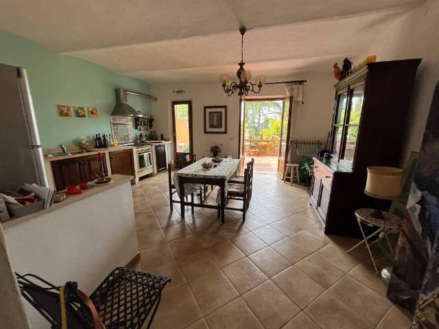 Casa indipendente in vendita a Castiglione del Lago PG
