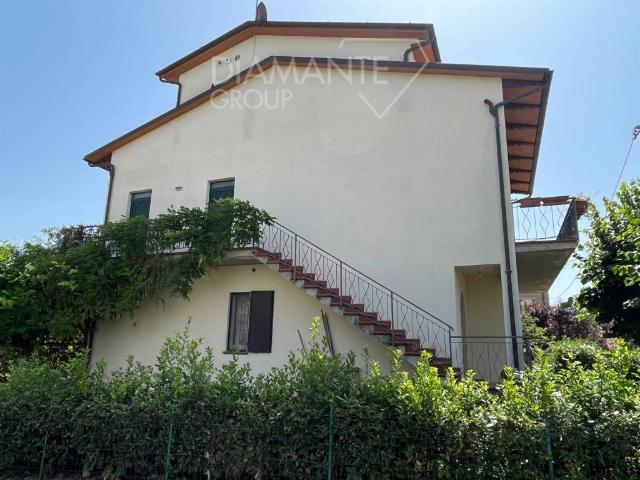 Casa indipendente in vendita a Castiglione del Lago PG