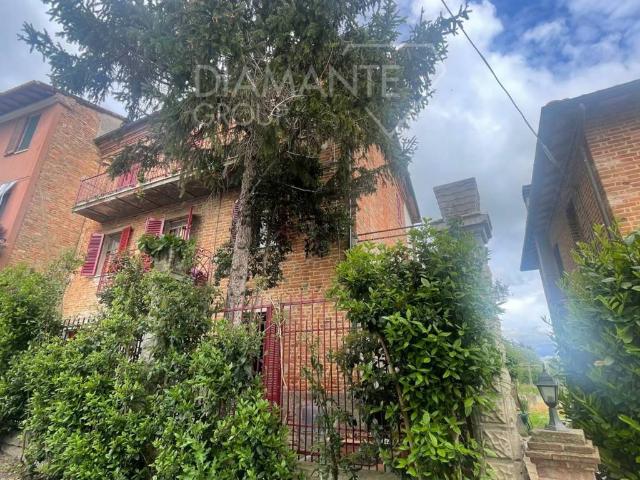 Casa indipendente in vendita a Castiglione del Lago PG