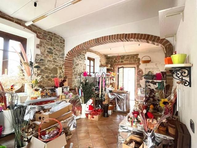 Casa indipendente in vendita a Castiglione del Lago PG
