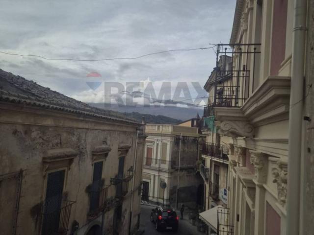 Casa indipendente in vendita a Castiglione di Sicilia CT