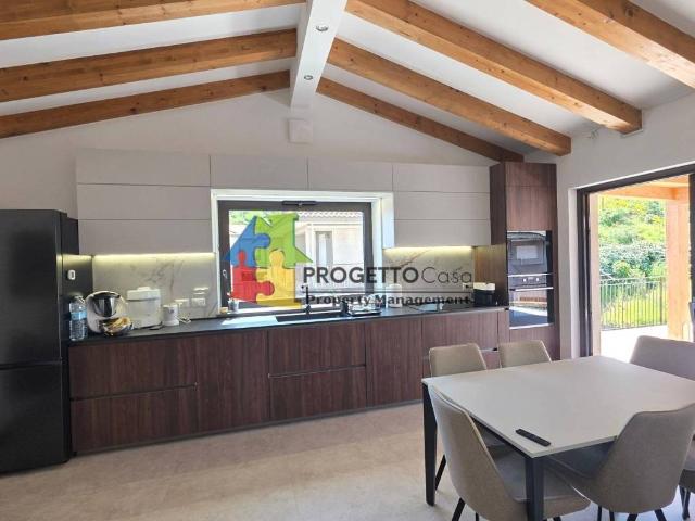 Casa indipendente in vendita a Castiglione di Sicilia CT