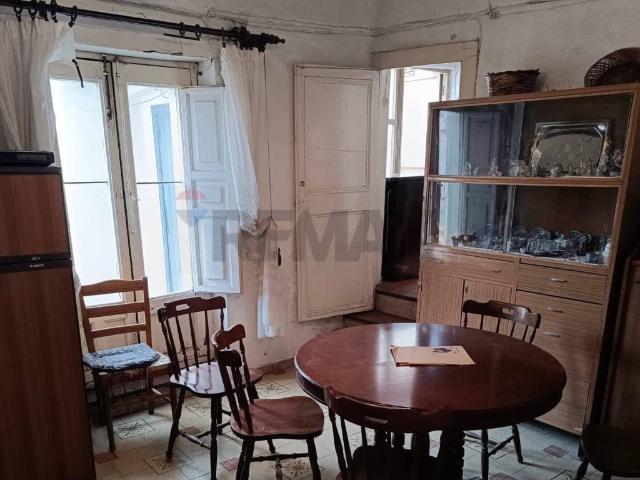 Casa indipendente in vendita a Castiglione di Sicilia CT