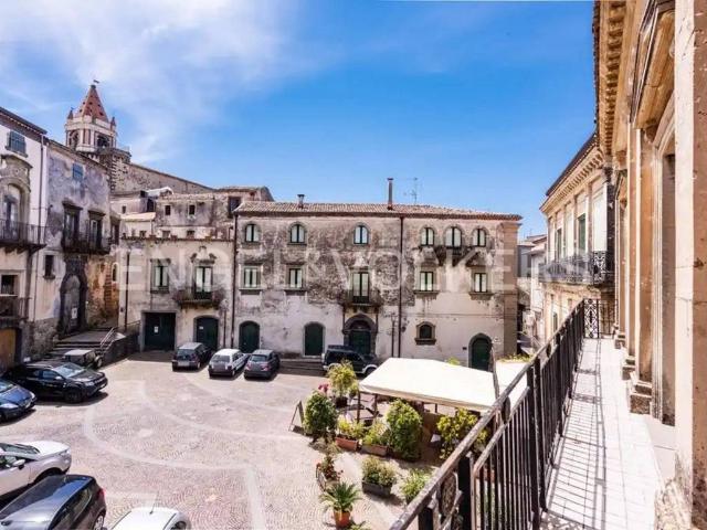 Casa indipendente in vendita a Castiglione di Sicilia CT