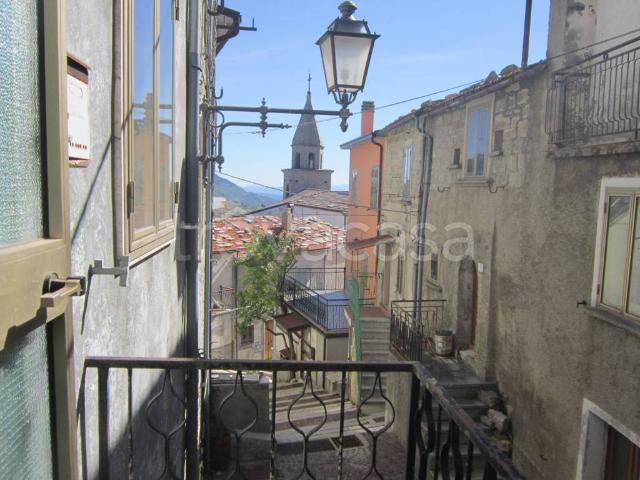 Casa indipendente in vendita a Castiglione Messer Marino via Salita Castello