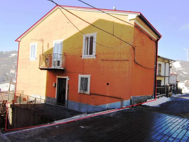 Casa indipendente in vendita a Castiglione Messer Marino CH