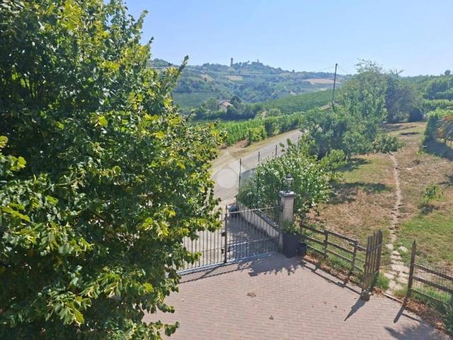Casa indipendente in vendita a Castiglione Tinella CN