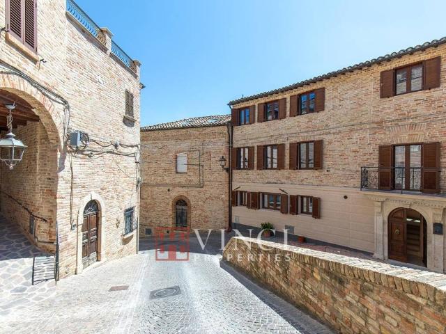Casa indipendente in vendita a Castignano AP