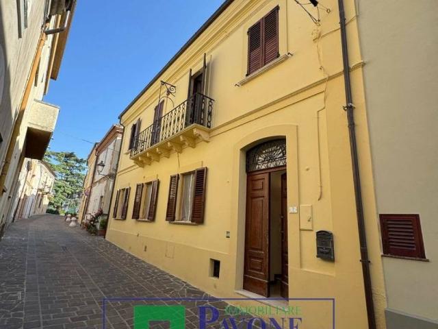 Casa indipendente in vendita a Castilenti TE