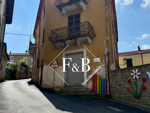 Casa indipendente in vendita a Castino CN