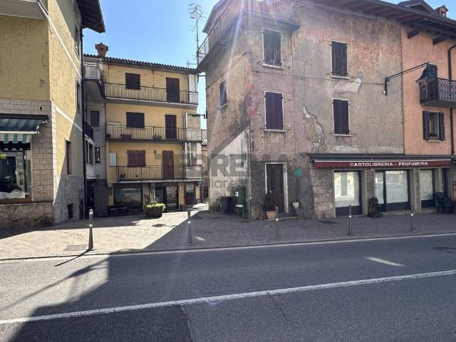 Casa indipendente in vendita a Castione della Presolana BG