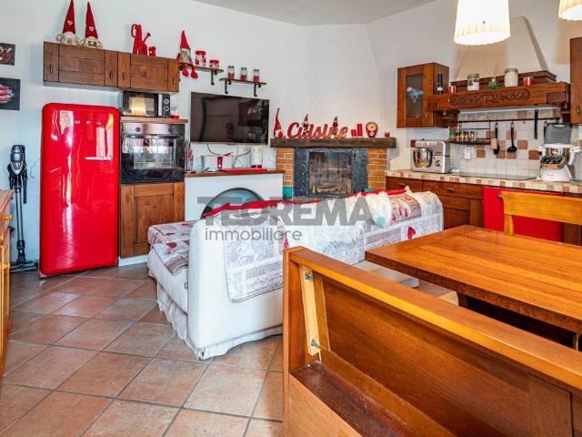Casa indipendente in vendita a Castione della Presolana BG