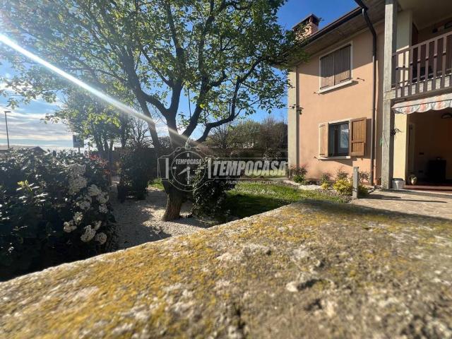 Casa indipendente in vendita a Castrezzato BS