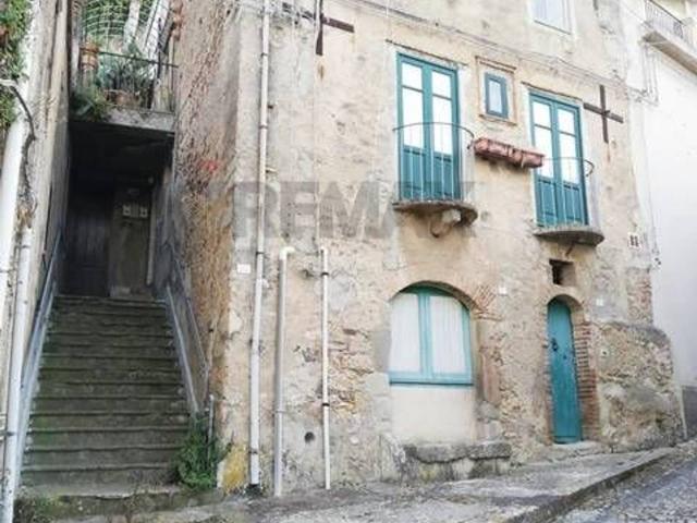 Casa indipendente in vendita a Castroreale