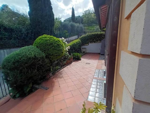 Casa indipendente in vendita a Cetona SI