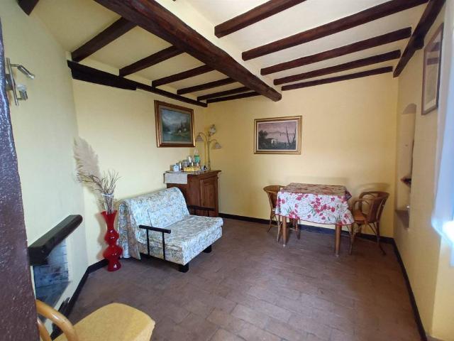 Casa indipendente in vendita a Cetona SI