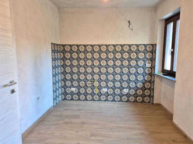 Casa indipendente in vendita a Ceva CN