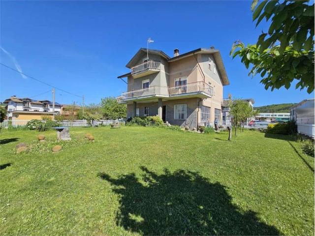 Casa indipendente in vendita a Ceva CN