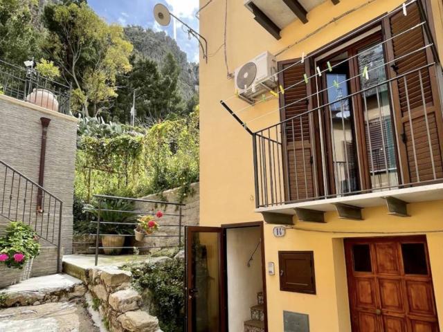 Casa indipendente in vendita a Cefalù PA