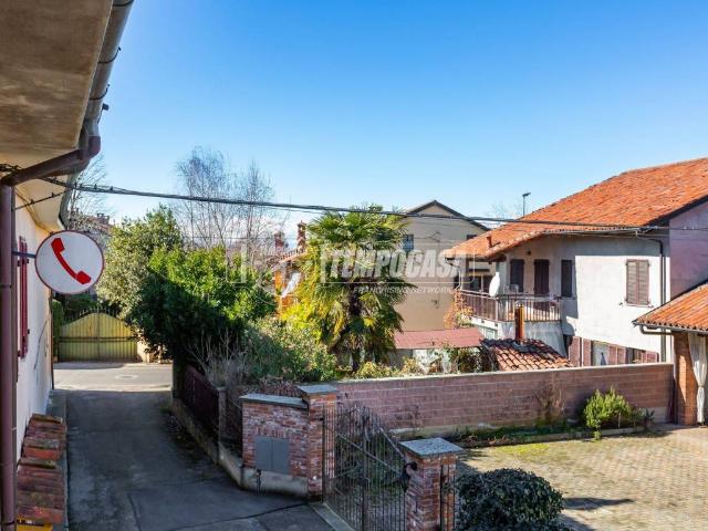 Casa indipendente in vendita a Cellarengo AT
