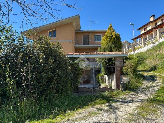 Casa indipendente in vendita a Cellino Attanasio TE