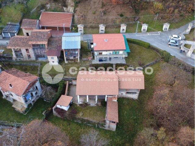 Casa indipendente in vendita a Varallo VC