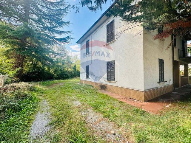 Casa indipendente in vendita a Cengio
