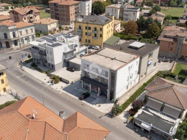 Casa indipendente in vendita a Cento, Renazzo