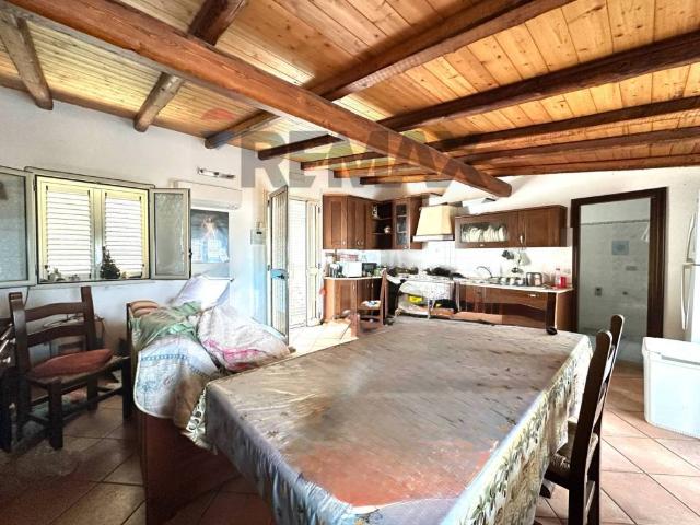 Casa indipendente in vendita a Centuripe EN