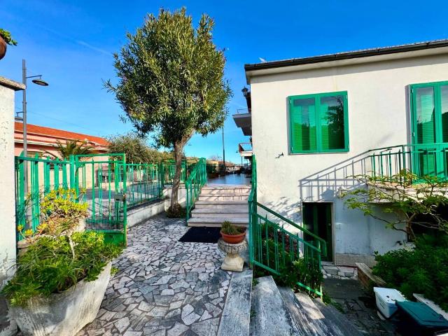 Casa indipendente in vendita a Cepagatti PE