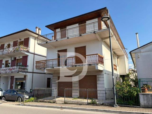 Casa indipendente in vendita a Cepagatti PE