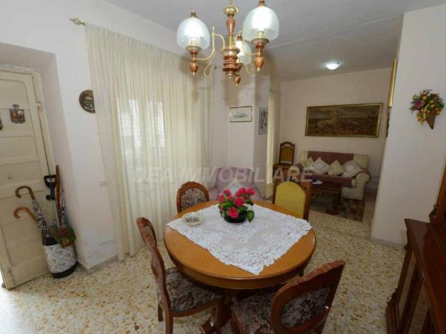 Casa indipendente in vendita a Cerchio AQ