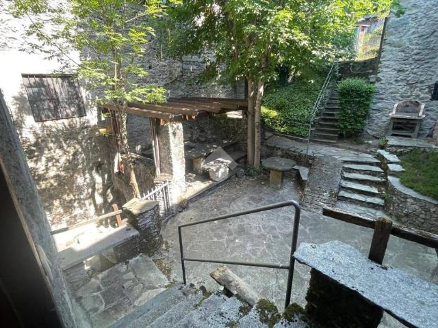 Casa indipendente in vendita a Cercino vicolo delle Ginestre, 26