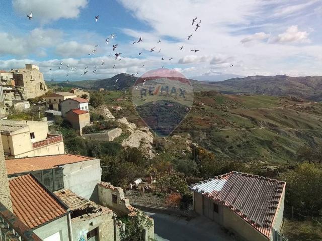 Casa indipendente in vendita a Cerami EN