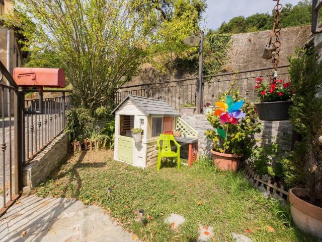 Casa indipendente in vendita a Ceranesi GE
