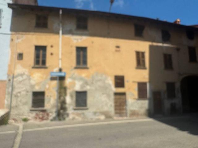 Casa indipendente in vendita a Cerano NO