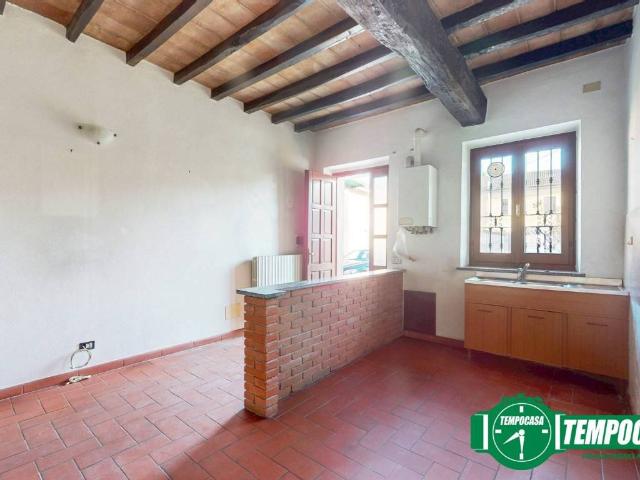 Casa indipendente in vendita a Cergnago PV
