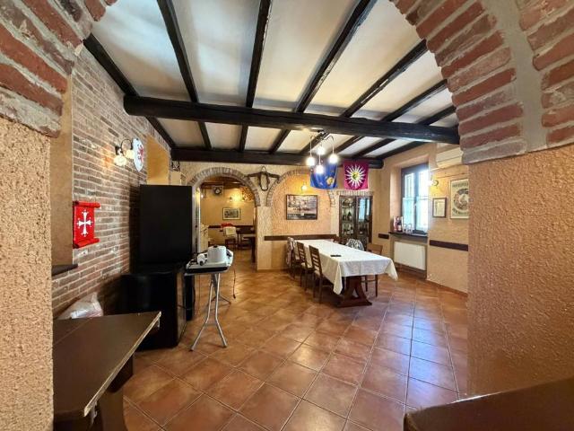 Casa indipendente in vendita a Cergnago PV