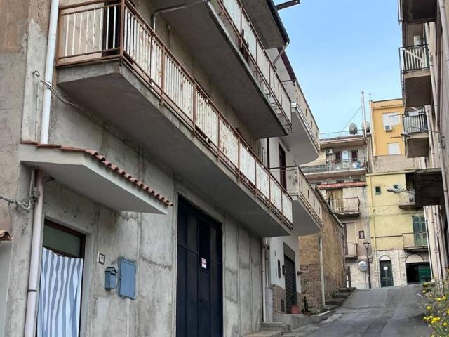 Casa indipendente in vendita a Cerda PA