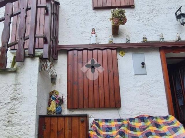 Casa indipendente in vendita a Ceres TO