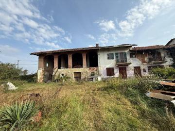 Casa indipendente in vendita a Ceresole Alba CN