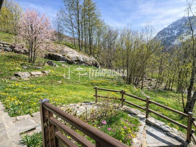 Casa indipendente in vendita a Ceresole Reale TO