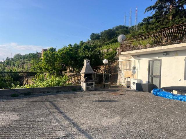 Casa indipendente in vendita a Ceriana IM
